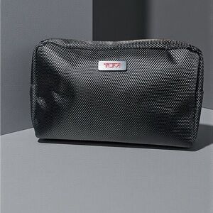 TUMI x Delta Air Lines Travel Amenities Kit | Black Toiletry Bag | New